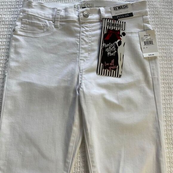 REWASH SIZE 5 Waist 27 White Jegging with ripped knee.  NWT - Picture 3 of 6